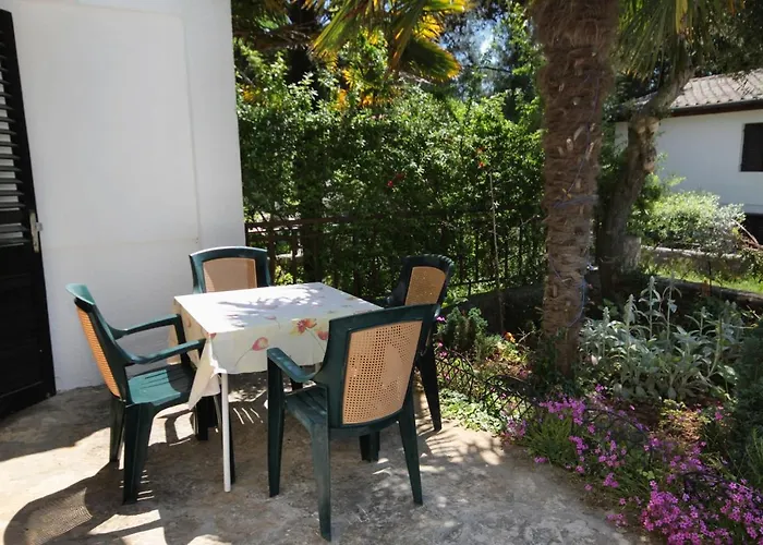 Apartman With Parking Space Artatore, Losinj - 5377 *