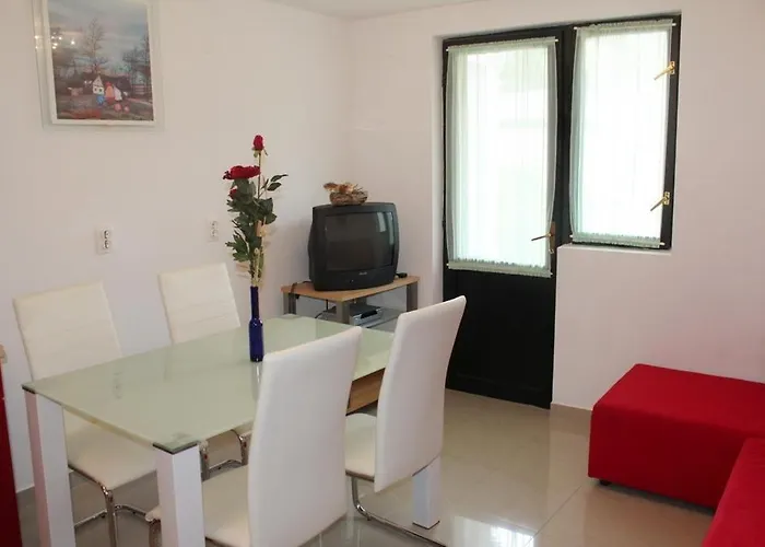 Apartman With Parking Space Artatore, Losinj - 5377