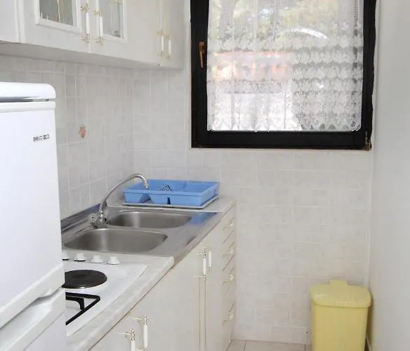 Apartman With Parking Space Artatore, Losinj - 5377