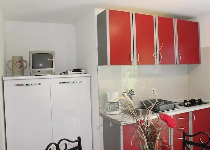 With Parking Space Artatore, Losinj - 5377 Apartman Čunski