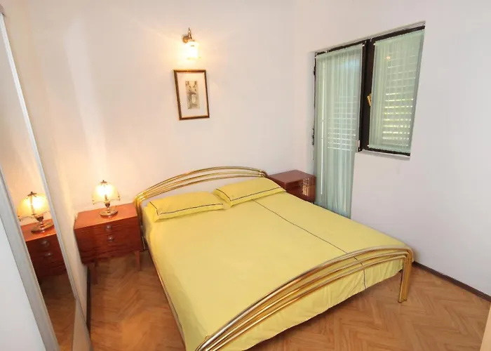 With Parking Space Artatore, Losinj - 5377 Διαμέρισμα Čunski