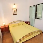 With Parking Space Artatore, Losinj - 5377 Апартаменты Cunski