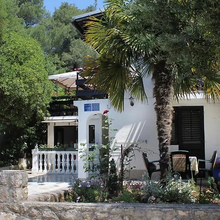 Апартаменты With Parking Space Artatore, Losinj - 5377